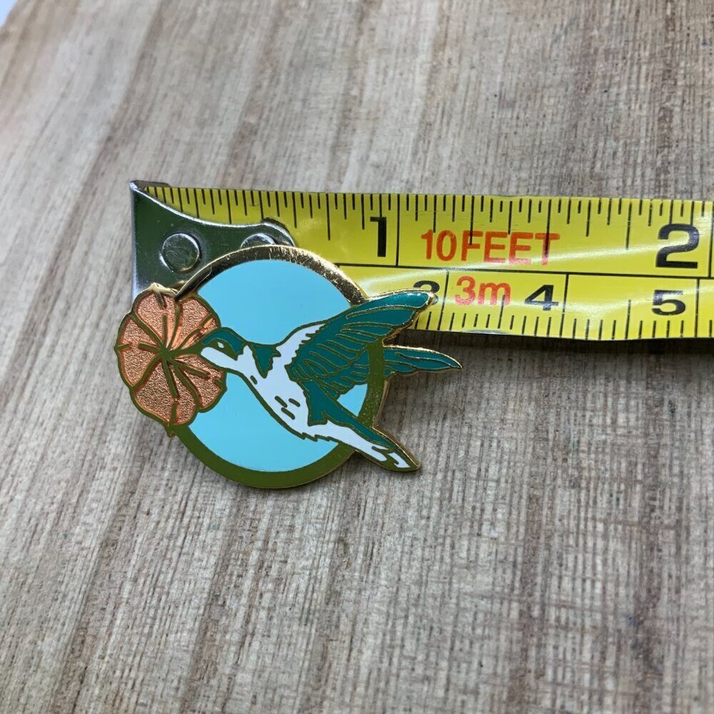 Cloisonne Vintage Enamel Blue Flower Hummingbird Gold Tone Pin - Picture 5 of 5